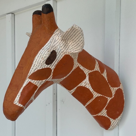 Paper Mache Giraffe - Picture 2 of 4